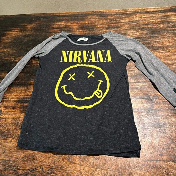 Nirvana Ragland distressed long sleeve thin T shirt size small EDGY FEMININE - Picture 1 of 9